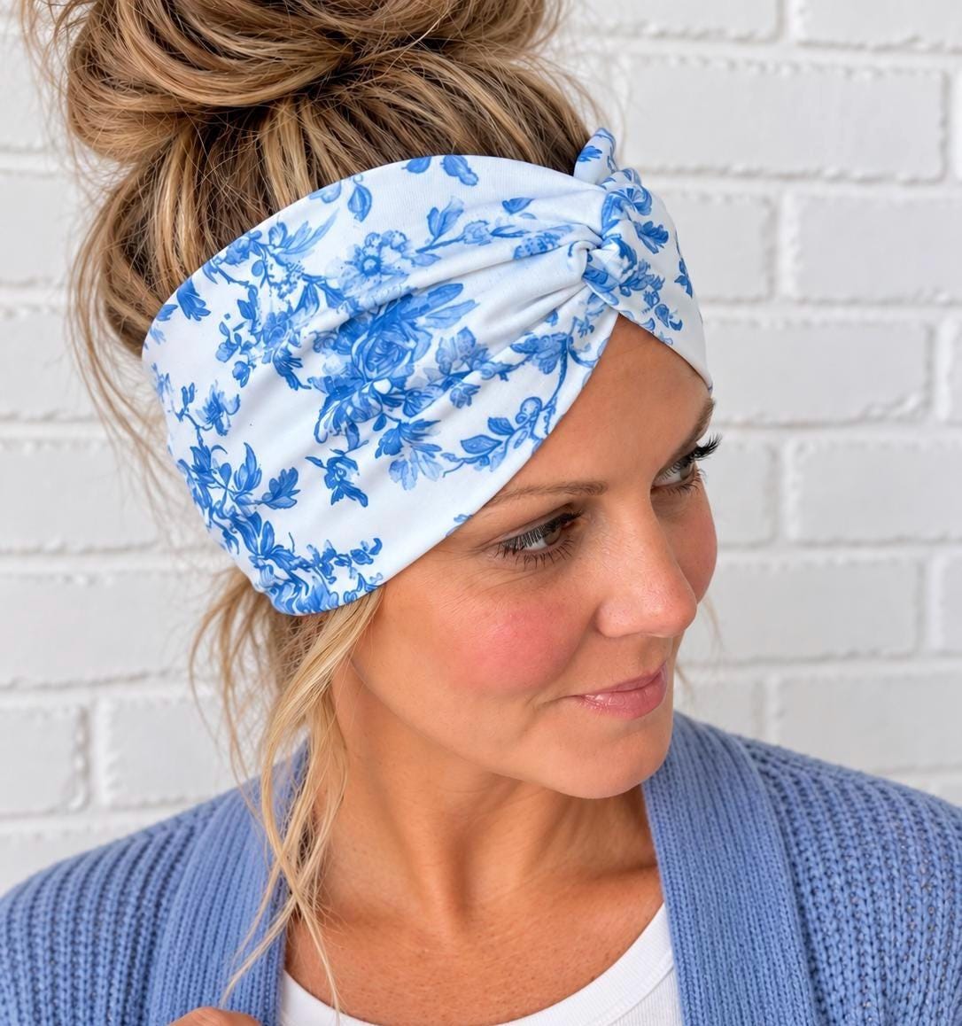 Blue Cottagecore Twist Headband.  Spring Flower Headband.  Gift for Nurses, Teachers, and moms. Vintage Floral Twist Headband. Florist Gift