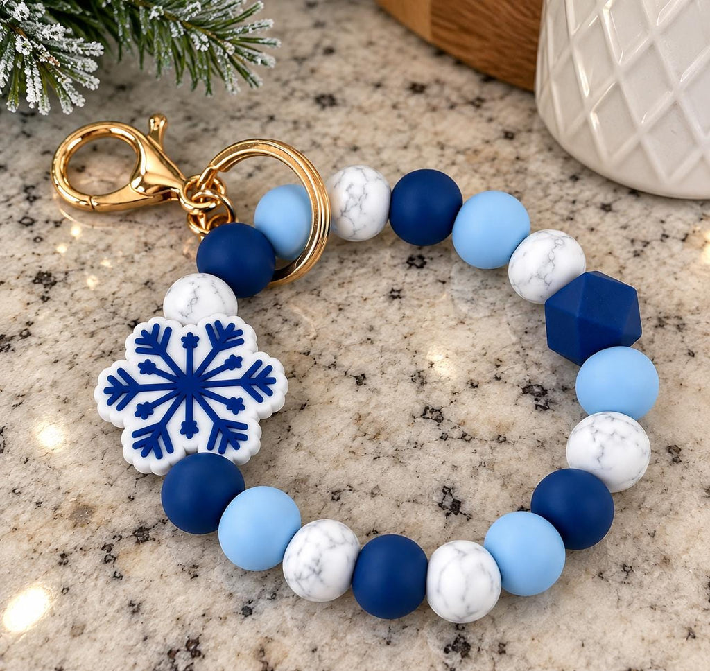Christmas Silicone Beaded Wristlet Keychain. Holiday Beaded Keychain.  Keychain Bracelet. Christmas Keychain. Snowflake Keychain
