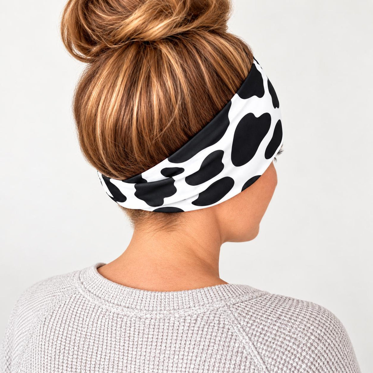 Cow Print Running Headband. Moisture-Wicking Workout Hairband. Wide Workout Headband. Farming Headbabd. Cow Print Design Headvand